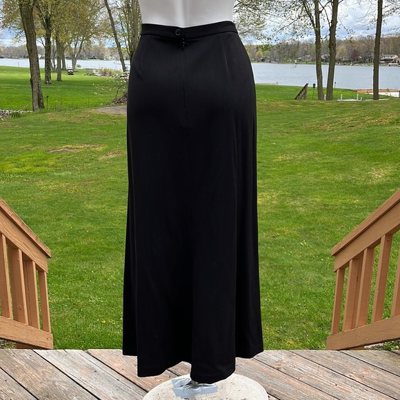 Rafaella long midi black skirt 10 - Picture 4 of 8